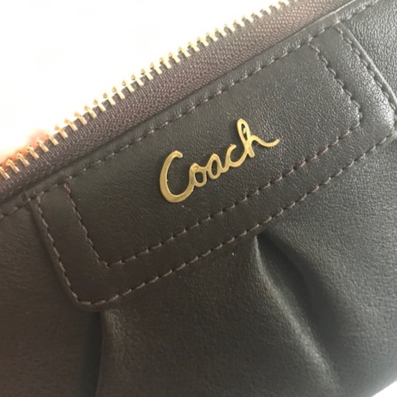 Coach Accessories - Coach Authentic Wallet NWT